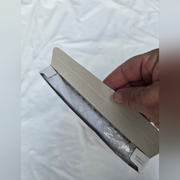 NWT Burnes of Boston Wedding "I DO" 6 x 4 inch Picture Frame Silver - Picture 4 of 4